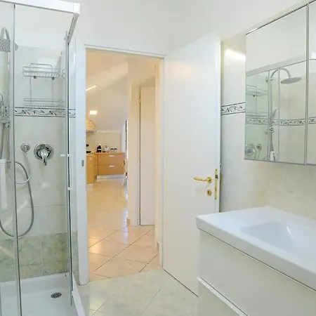 Il Geranio Ristrutturata Con Ac E Wifi Appartement